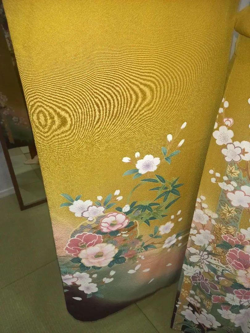 帯とのまとめ買い値引き】豪華振袖 駒刺繍 舞花文 正絹 （平和屋