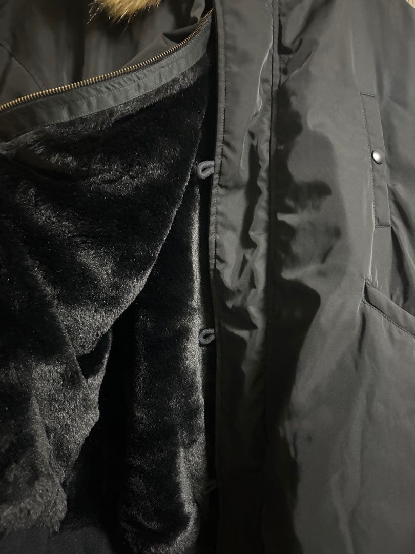 MOUSSY 黒ダウンジャケット ファー付き MOUSSY 黒ダウンジャケット ファー付き