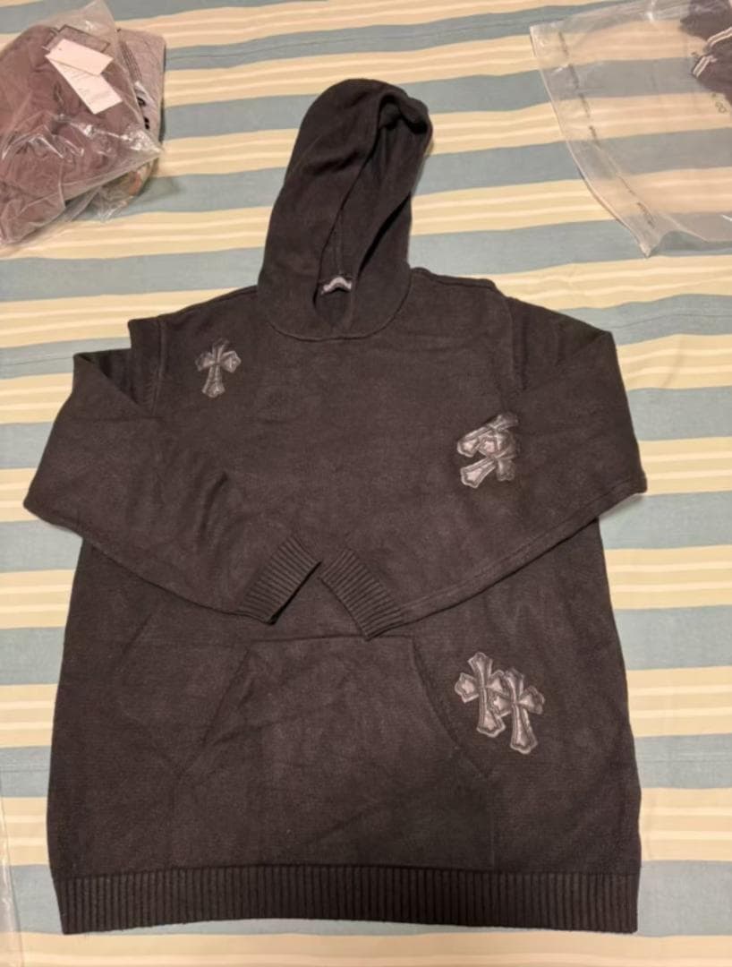 CHROME HEARTS黒いフード付きパーカー