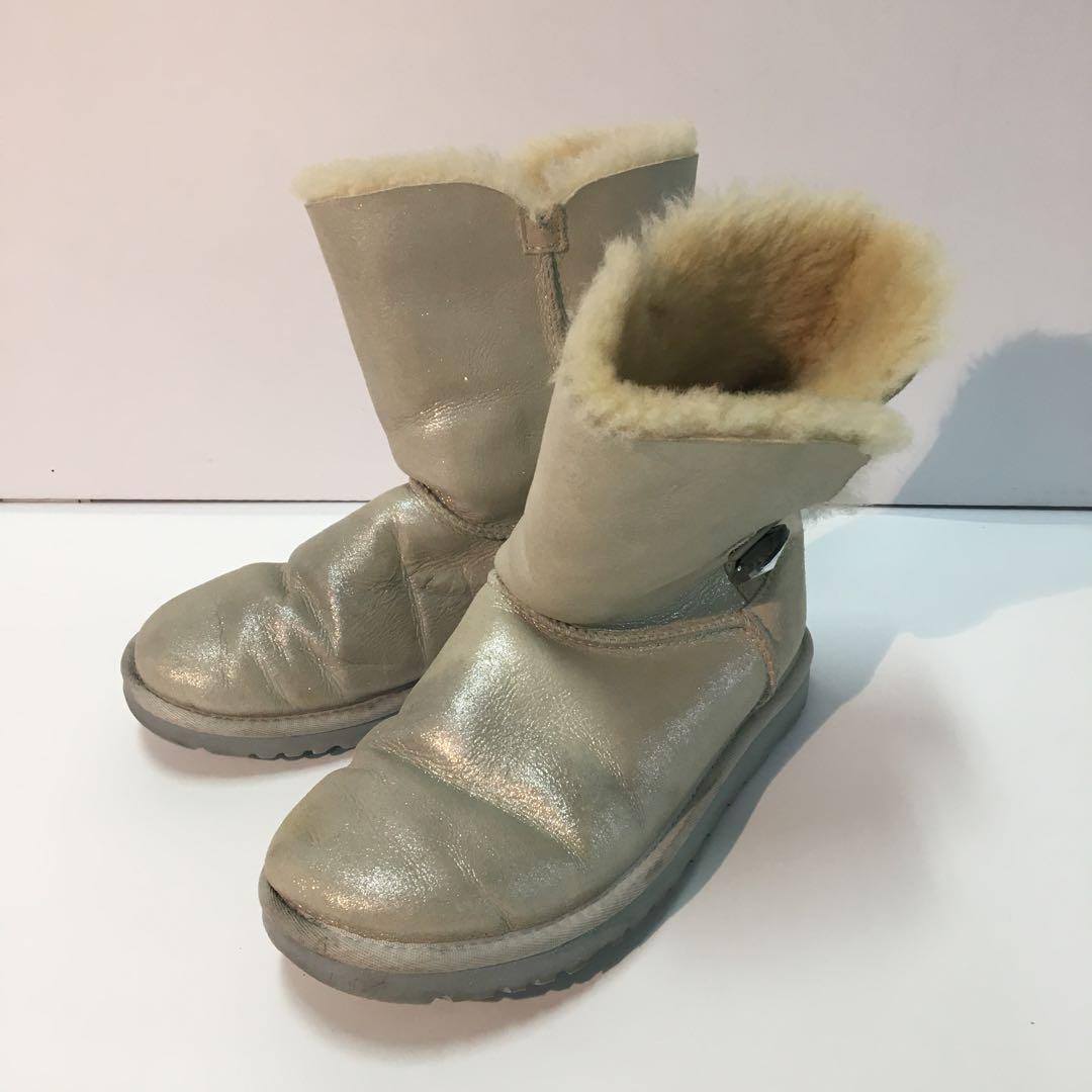 【美品】UGG ムートンブーツ　レディース