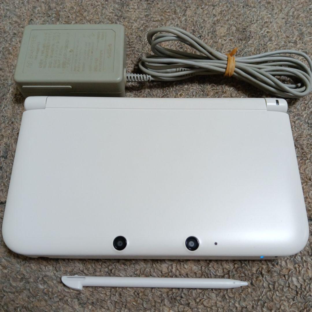 ☆準美品☆動作良好☆ ニンテンドー3DSLL ホワイト