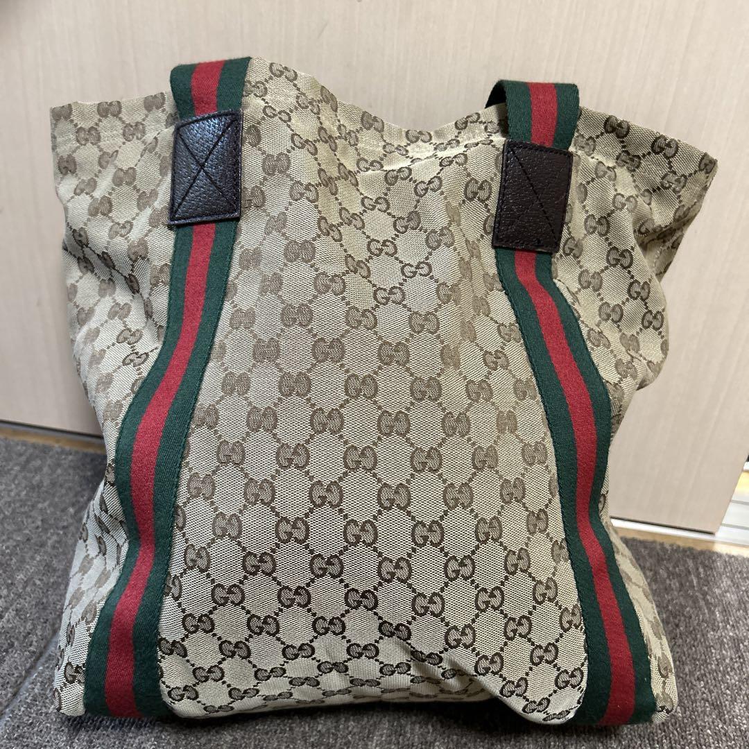 グッチ トートバッグ GG柄 シェリーライン キャンバス レザー チャーム付き GUCCI シェリーライン トートバッグ（チャーム付）