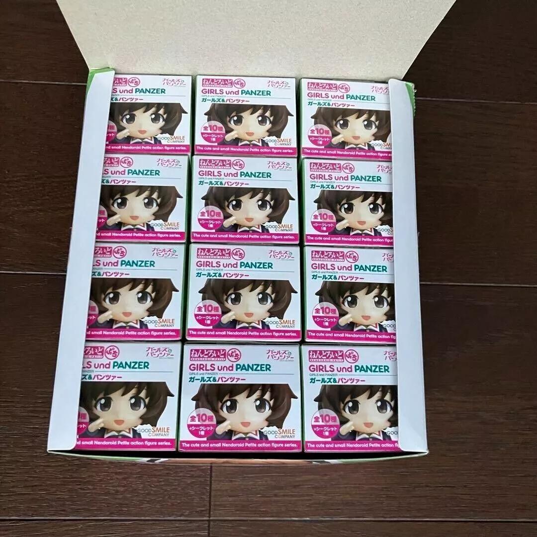 ガールズ&パンツァー　ねんどろいどぷち 12体入りBOX