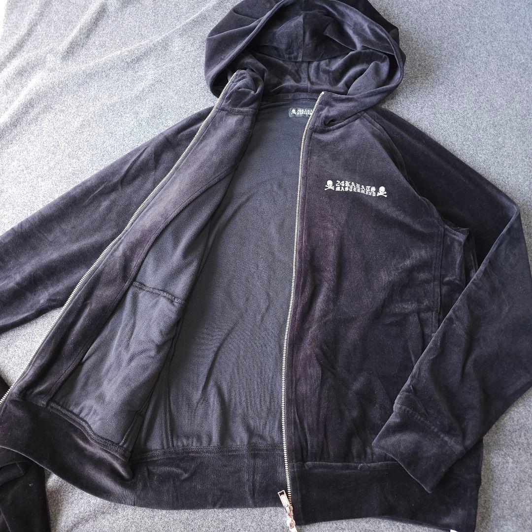 限定【24カラッツ×マスターマインド】 ベロア素材 セットアップジャージM 黒 限定【24カラッツ×マスターマインド】 ベロア素材 セットアップジャージM 黒