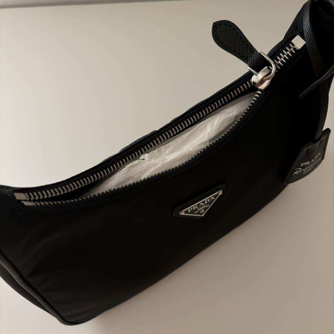 PRADA Re:EDITION ミニバッグ