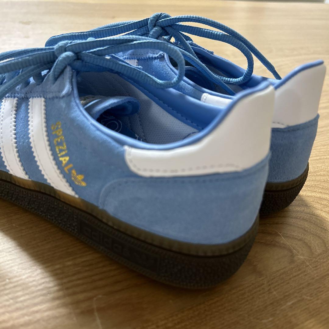 adidas Spezial 水色 スニーカー