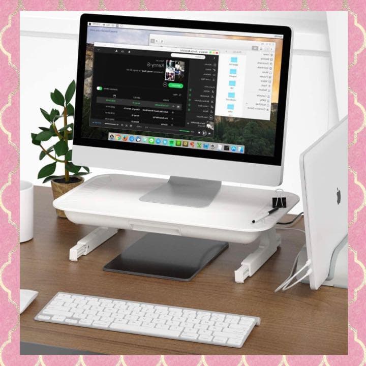 PCのみならずプロジェクターやプリンターも余裕で設置OK♪❤万能