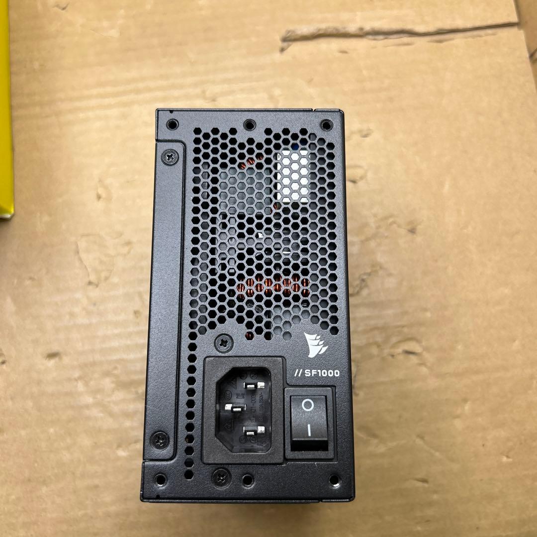 CORSAIR SF1000 2024モデル ATX3.1 対応 1000W CORSAIR SF1000 2024モデル ATX3.1 対応 1000W