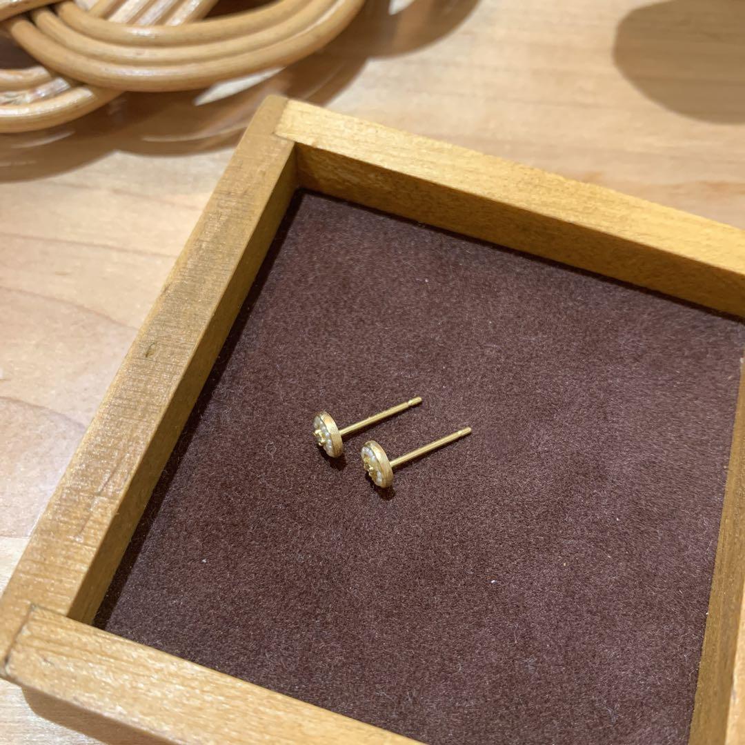 リトルエンブレム　ケシパール　ダイヤ　ピアス　K18
