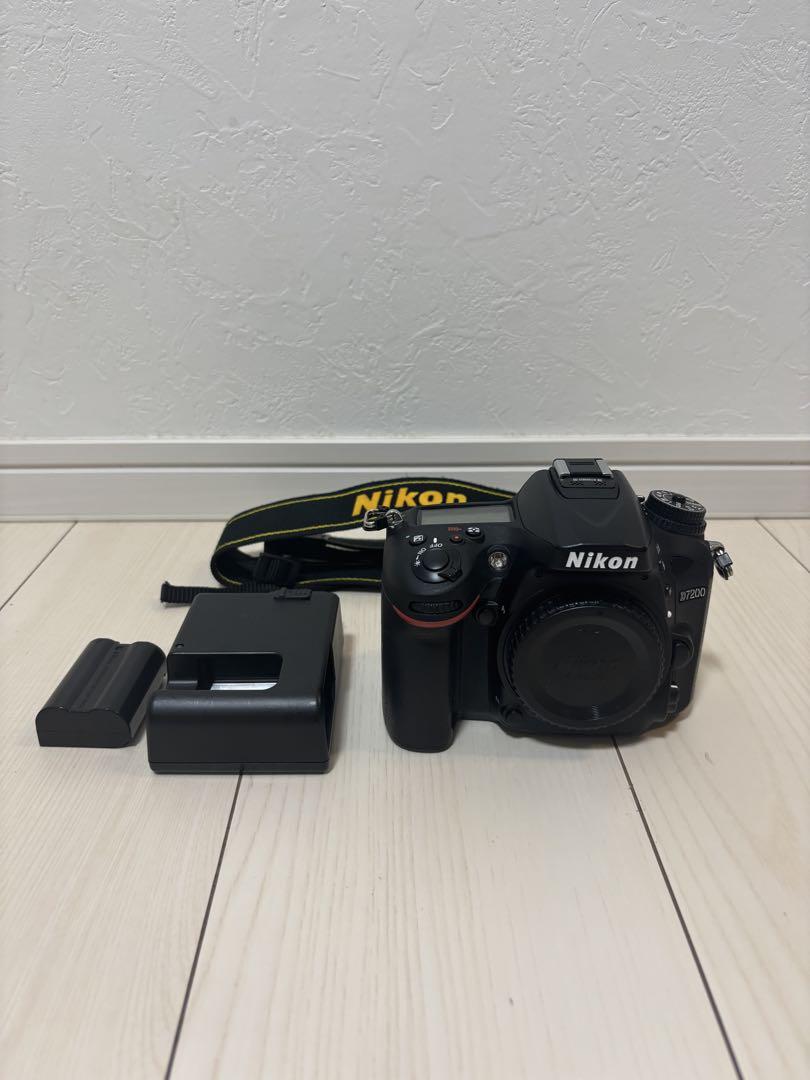 Nikon ニコン　デジタルカメラ　D7200