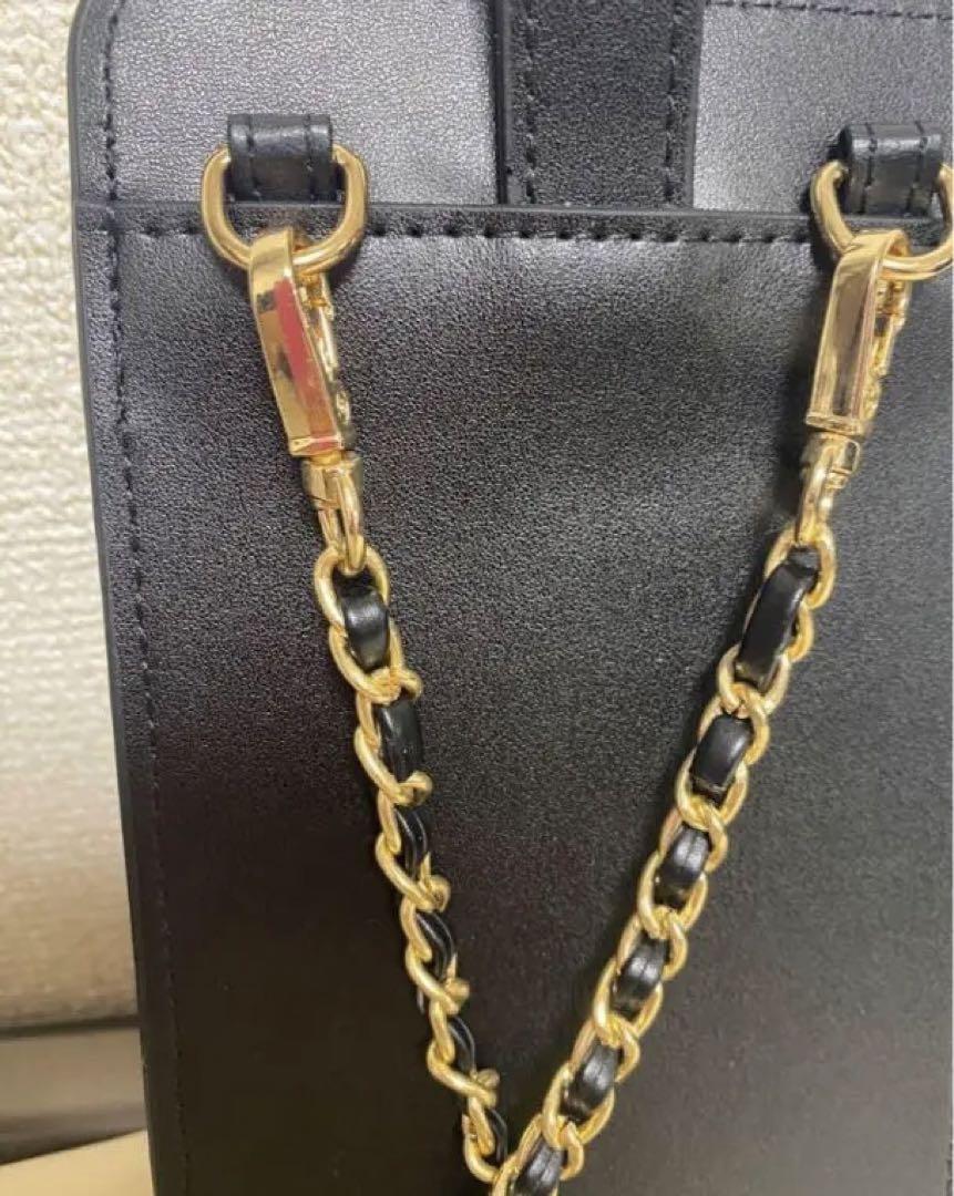 CHANEL シャネル ノベルティ ココクラッシュ スマホ ショルダー