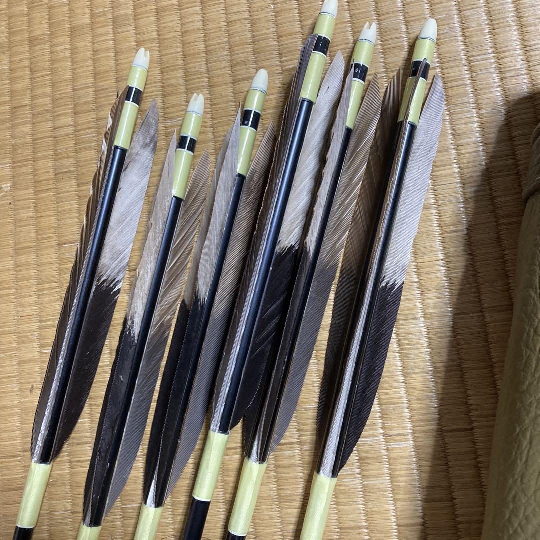 弓道 矢6本と矢筒 弓道 矢6本と矢筒