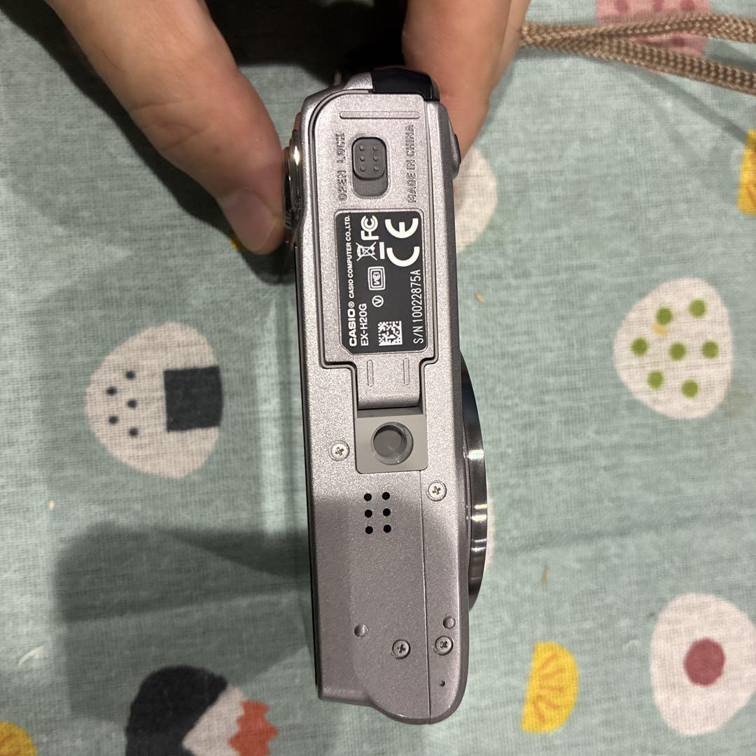 EXILIM EX-ZR310 1410万画素 コンパクトデジタルカメラ Amazon | CASIO デジタルカメラ EXILIM 1410万画素 5倍 シルバー