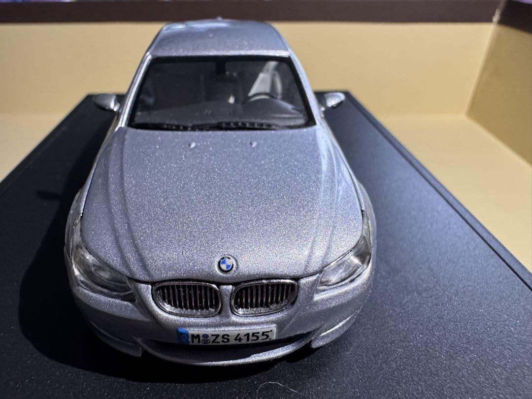 BMW M5 ミニカー シルバー1/43