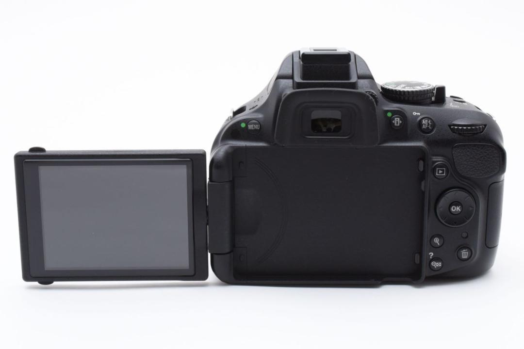 【箱付き】 Nikon ニコン D5200 レンズキット デジタル一眼カメラ