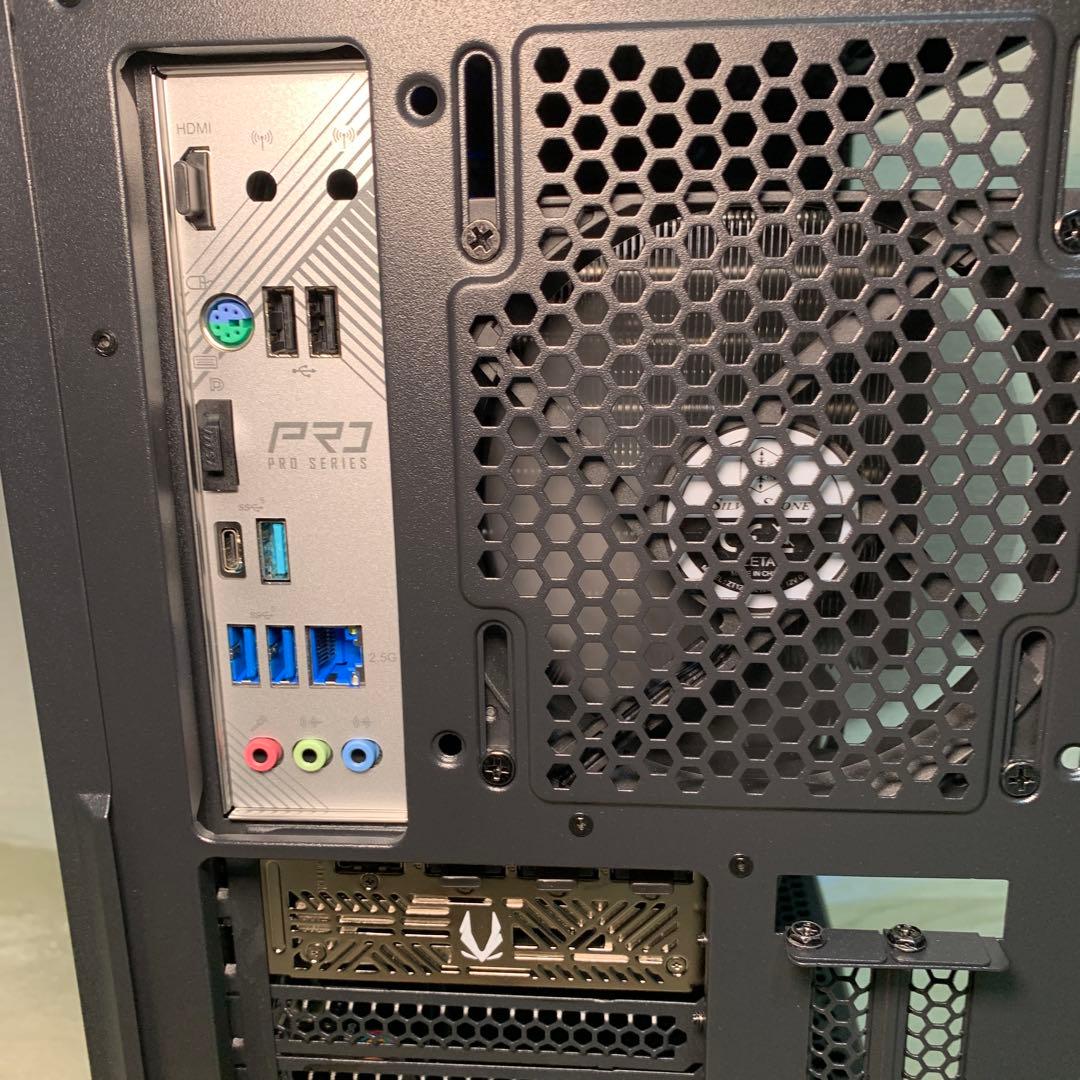 最安高性能ゲーミングPC Core i7 13700KFxRTX5070