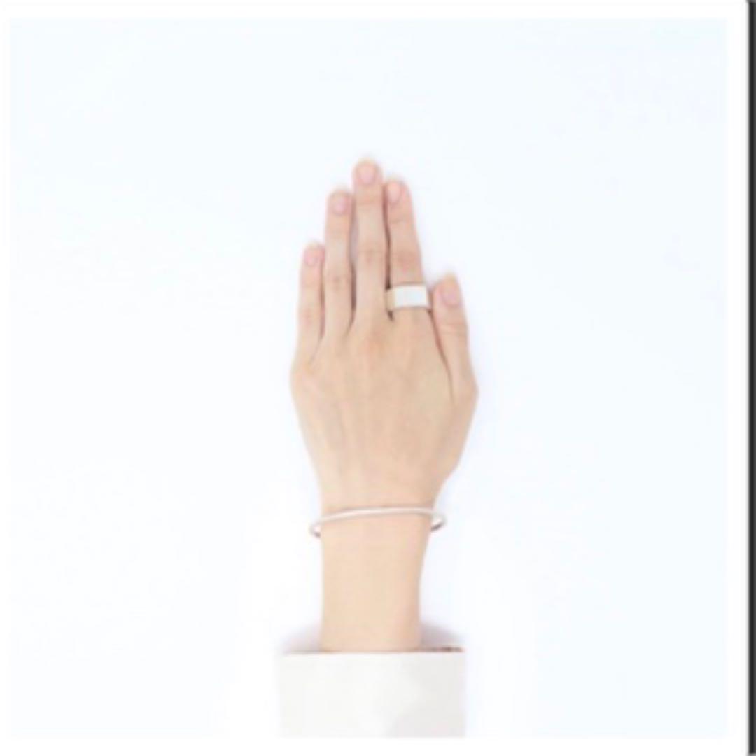 UNKNOWN. U224 SQUARE/2mm BANGLE / SILVER UNKNOWN. U224 SQUARE/2mm BANGLE / SILVER