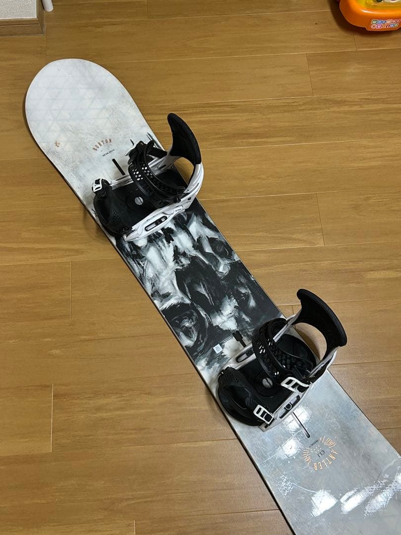 BURTON ANTLER FLYING V 151.5 & MALAVITA - メルカリ