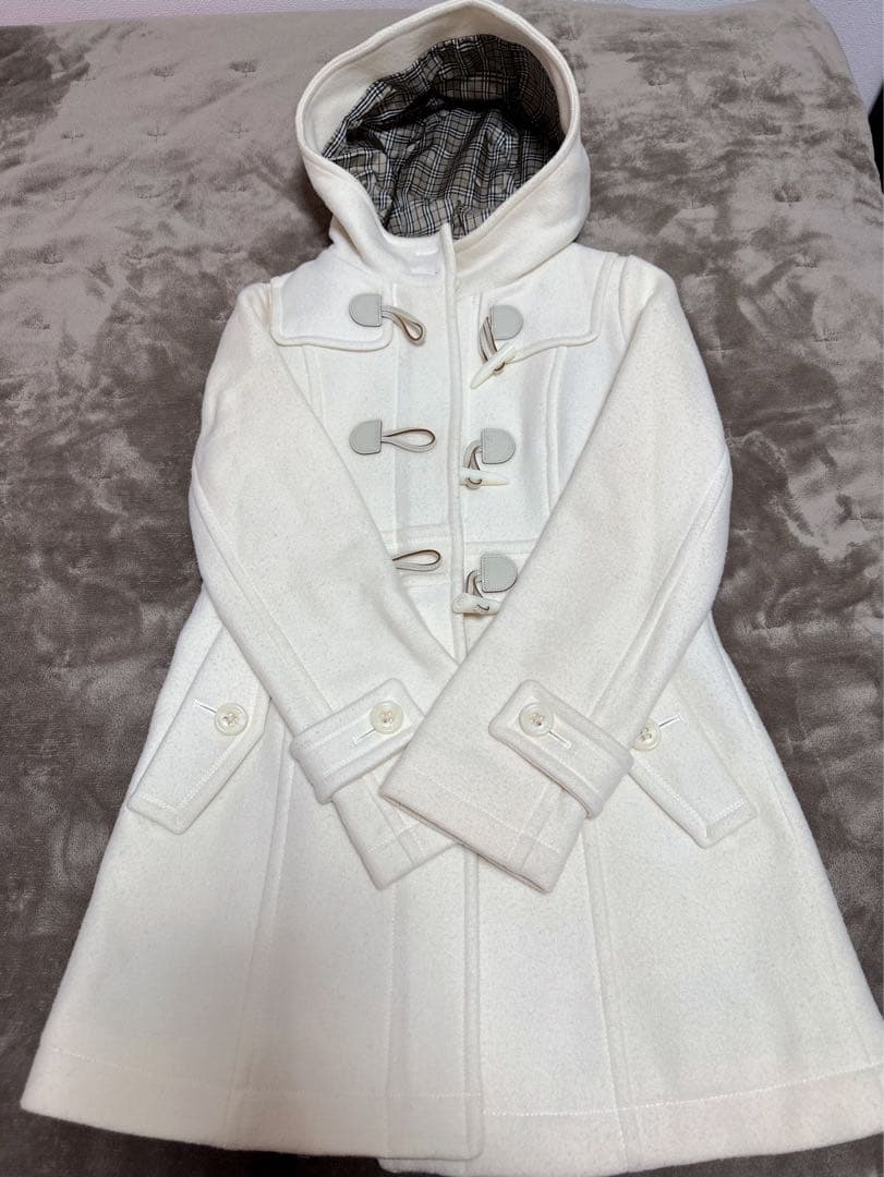 ホワイト ダッフルコート フード付きM BURBERRY