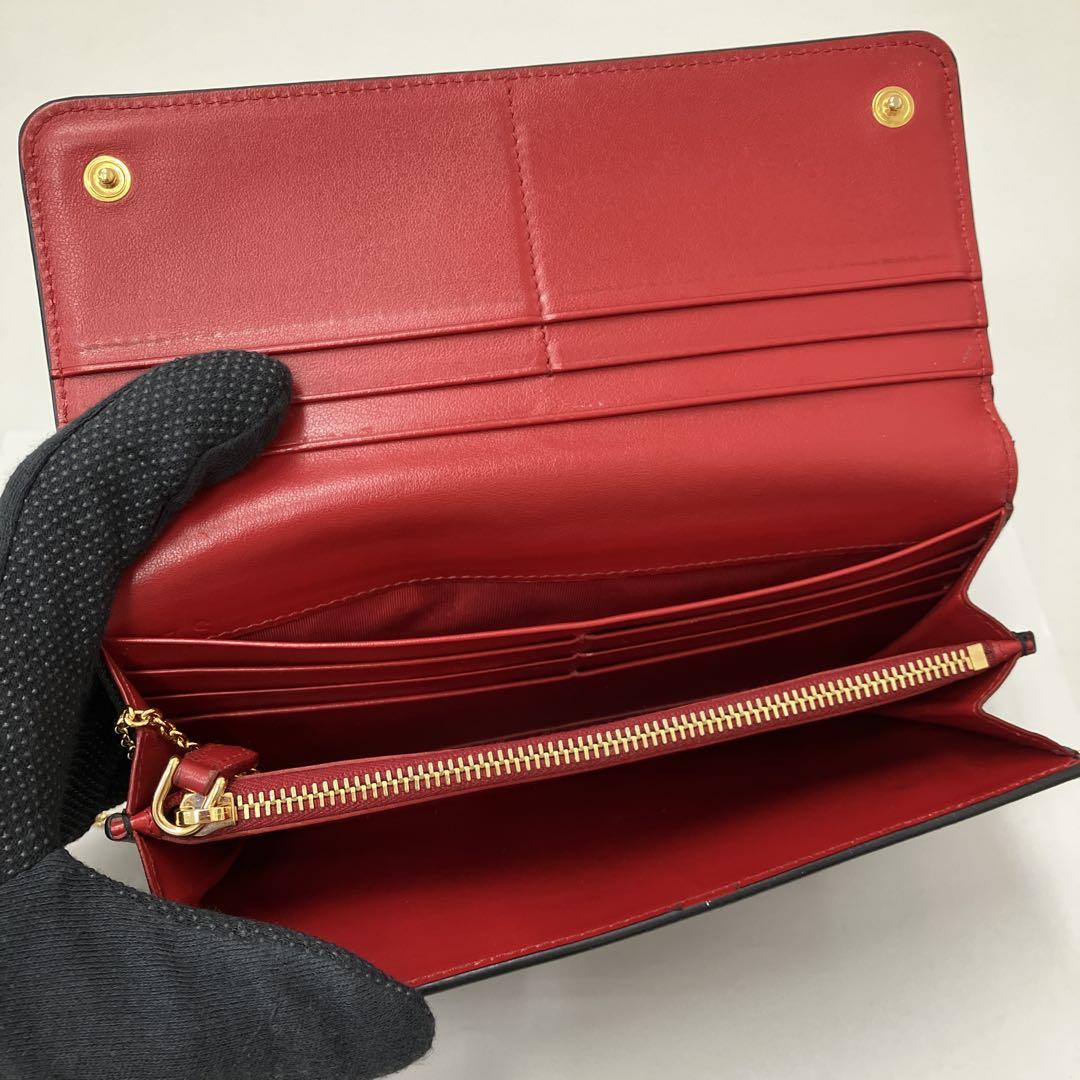 PRADA プラダSLGサフィアーノ　二つ折りレザー長財布