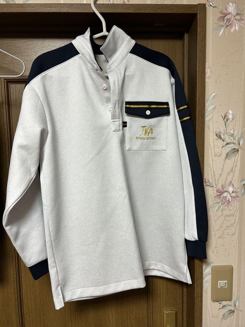 バレーボール審判服Lサイズ。