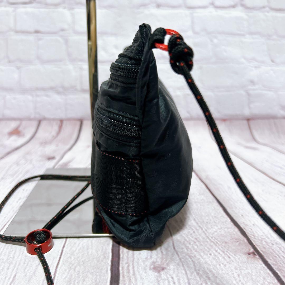 ✨新品同様✨【BRIEFING】 ショルダーバッグ サコッシュ 黒 ナイロン