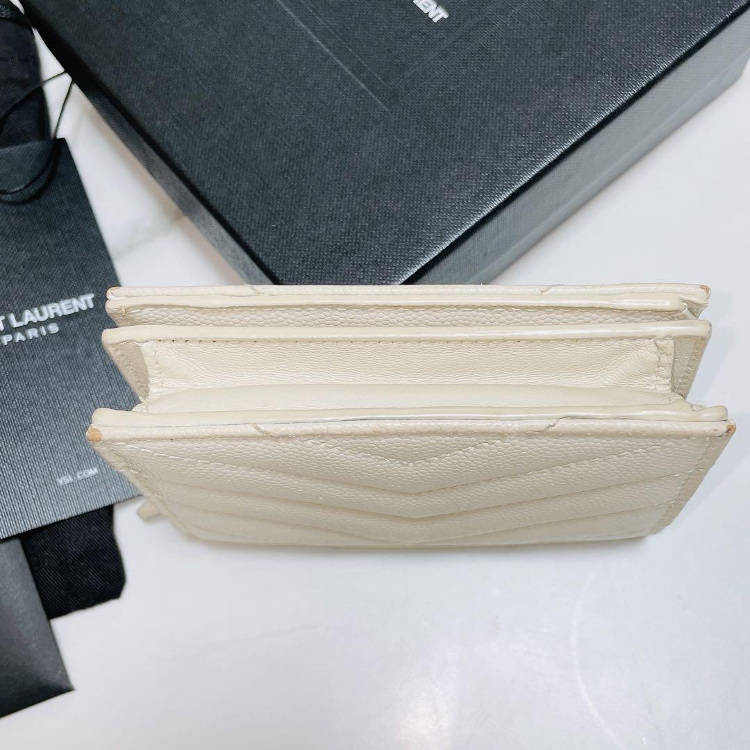 【YSL】超美品★サンローラン 二つ折り財布 ミニウォレット(白) 箱あり YSL】超美品☆サンローラン 二つ折り財布 ミニウォレット(白) 箱