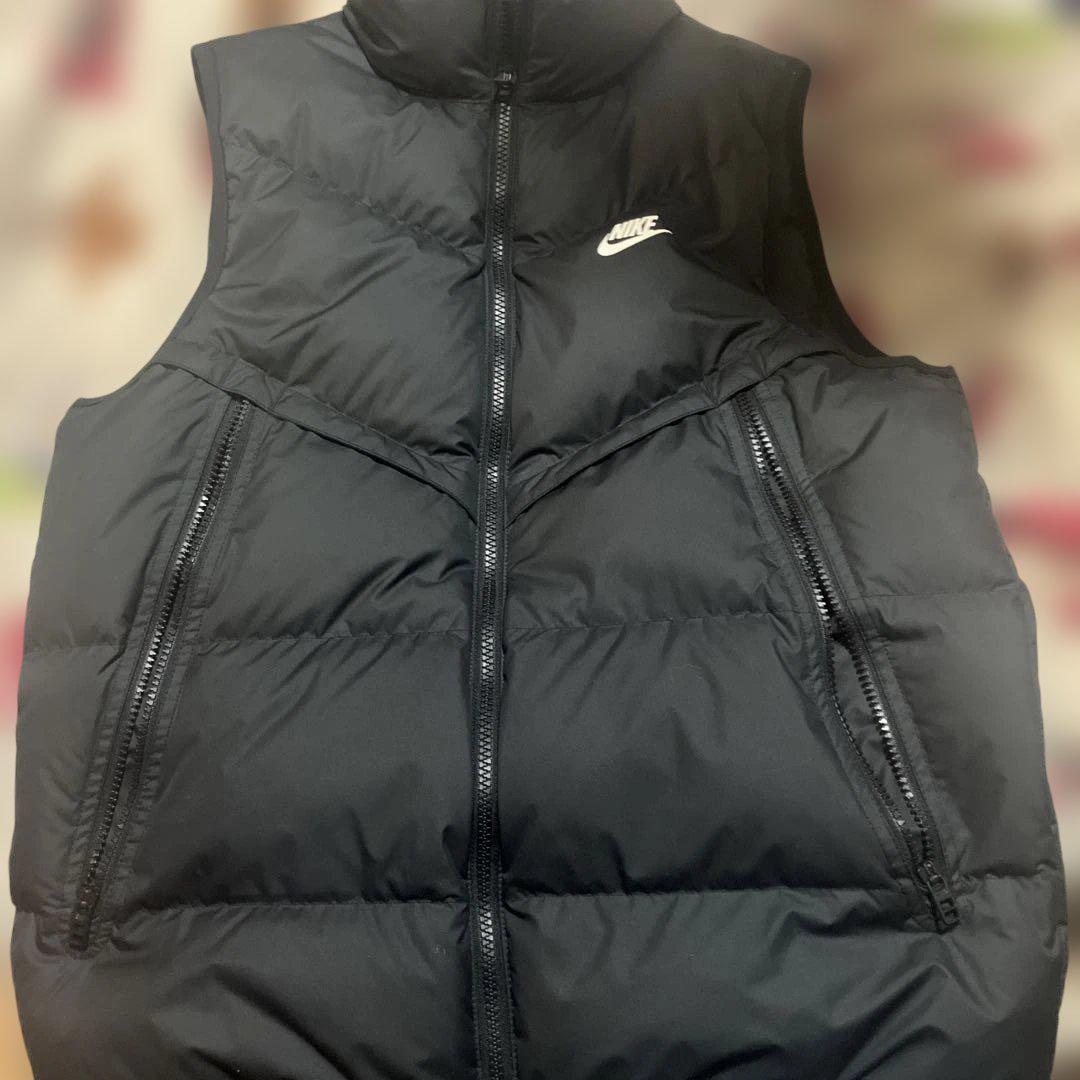 くらしを楽しむアイテム Nike メルカリ - M ベスト ブラック STORM-FIT ジャケット・アウター