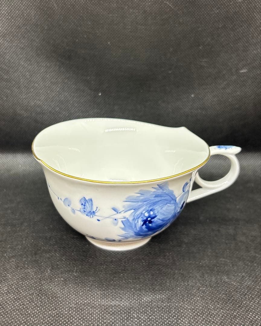 【Meissen】美品！マイセン　トリオセット　ブルー花柄　ティーカップ　ソーサ
