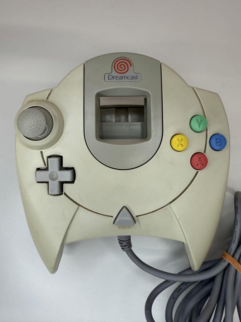 セガ Dreamcast 本体 2コントローラー ゲーム7本セット セガ Dreamcast 本体 2コントローラー ゲーム7本セット（定率