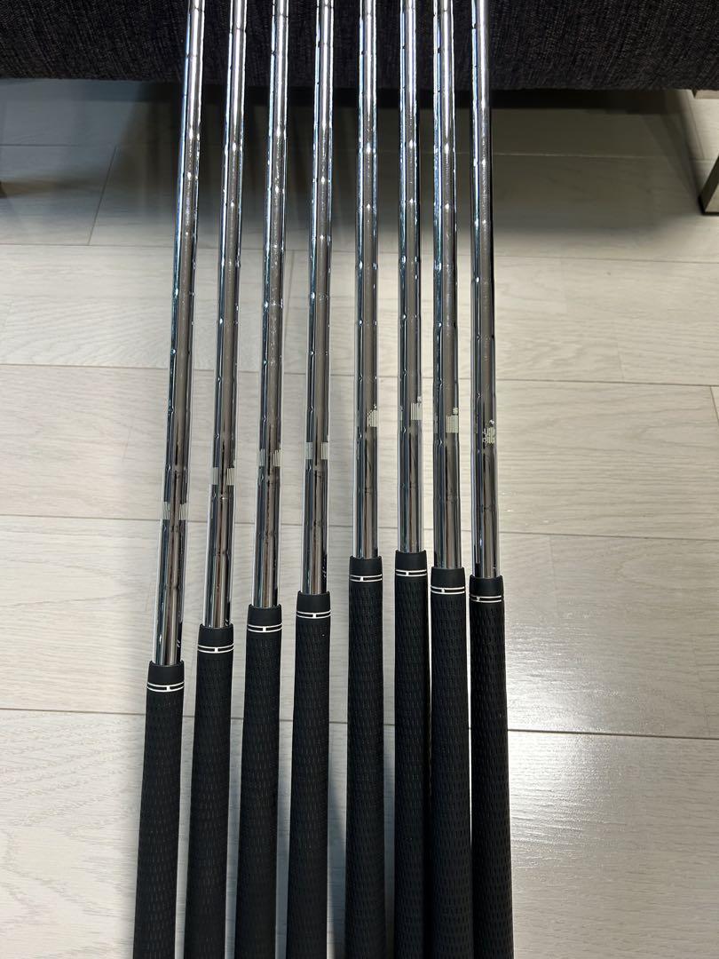 スリクソン　z585 アイアン　5〜9.P.A.S 8本