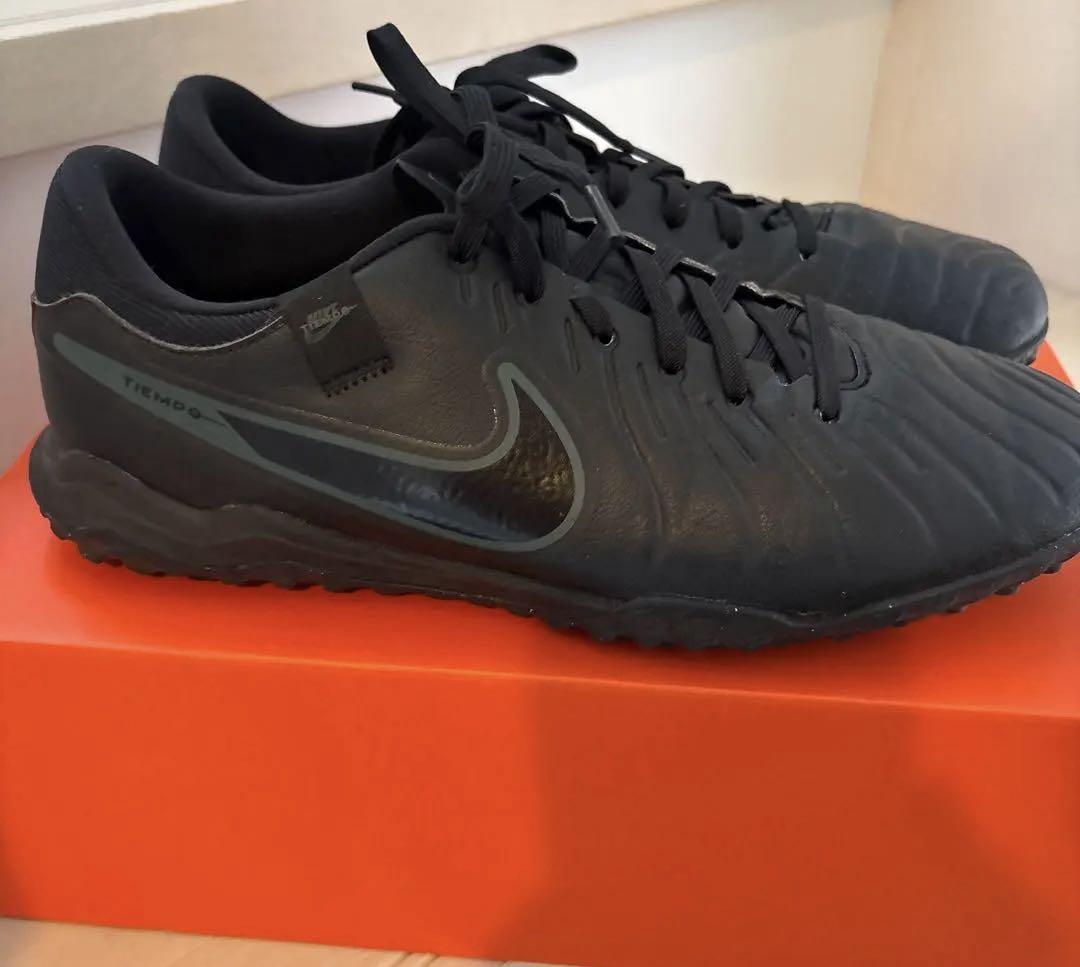 Nike ティエンポ　レジェンド10 アカデミーサッカーシューズ ターフ27.5