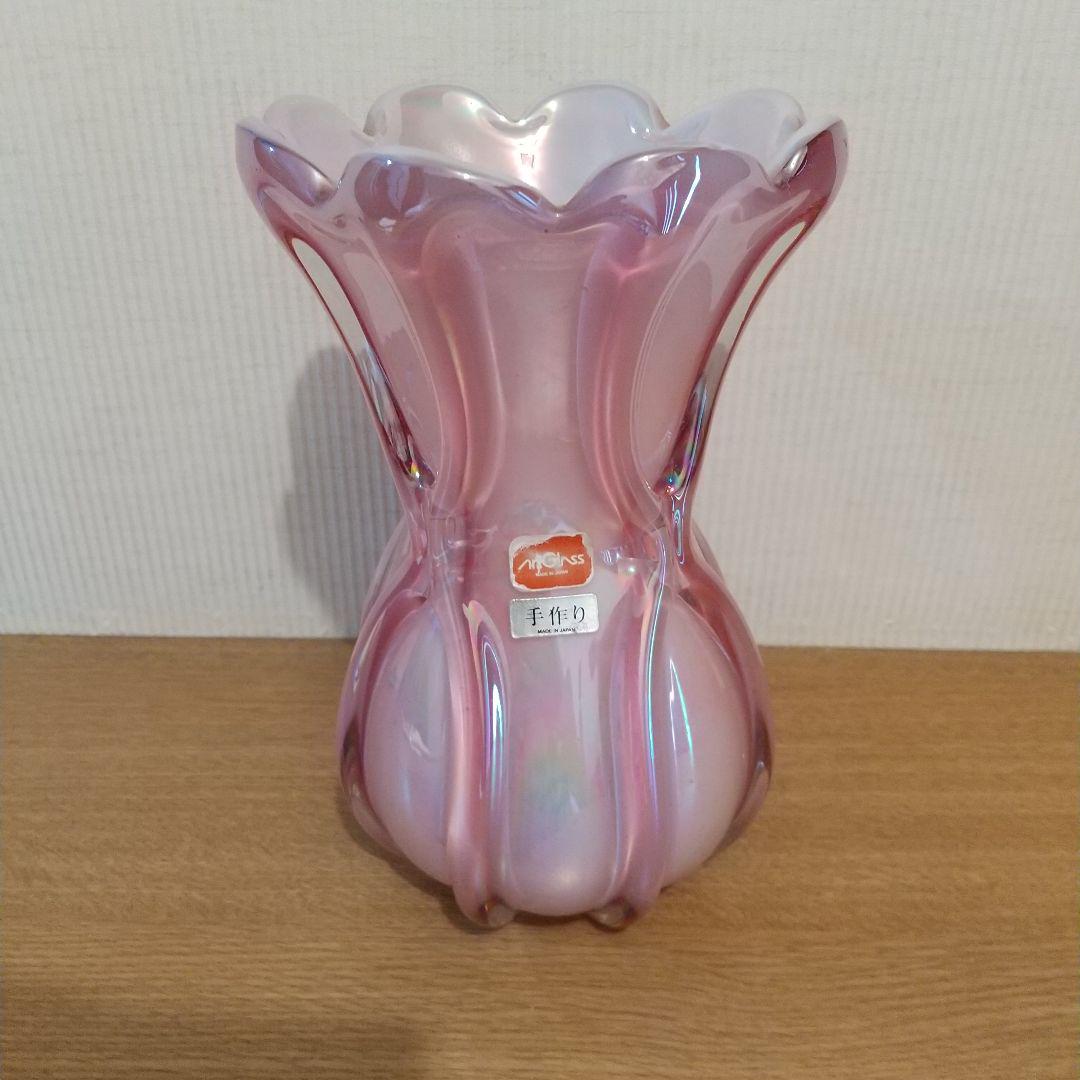 ガラス工芸ピンクの花瓶日本製