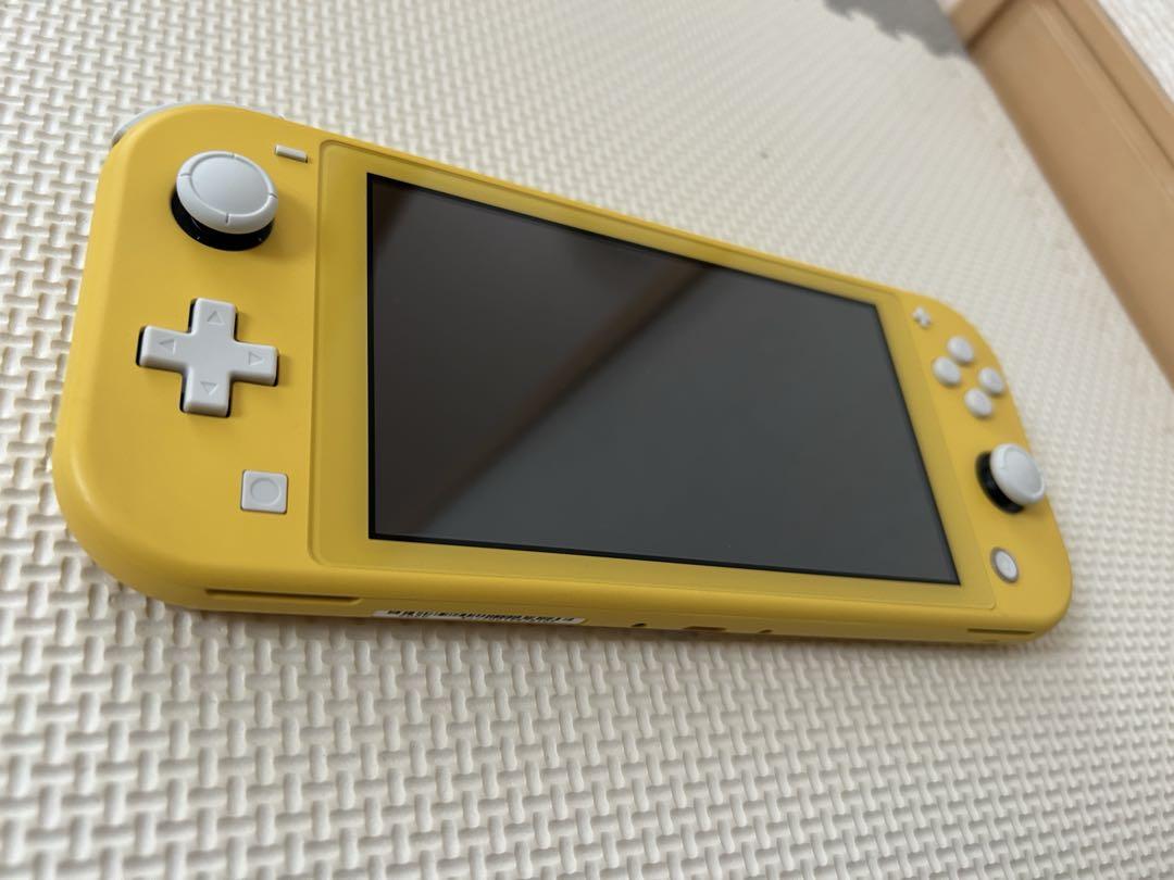 Nintendo Switch Lite イエロー