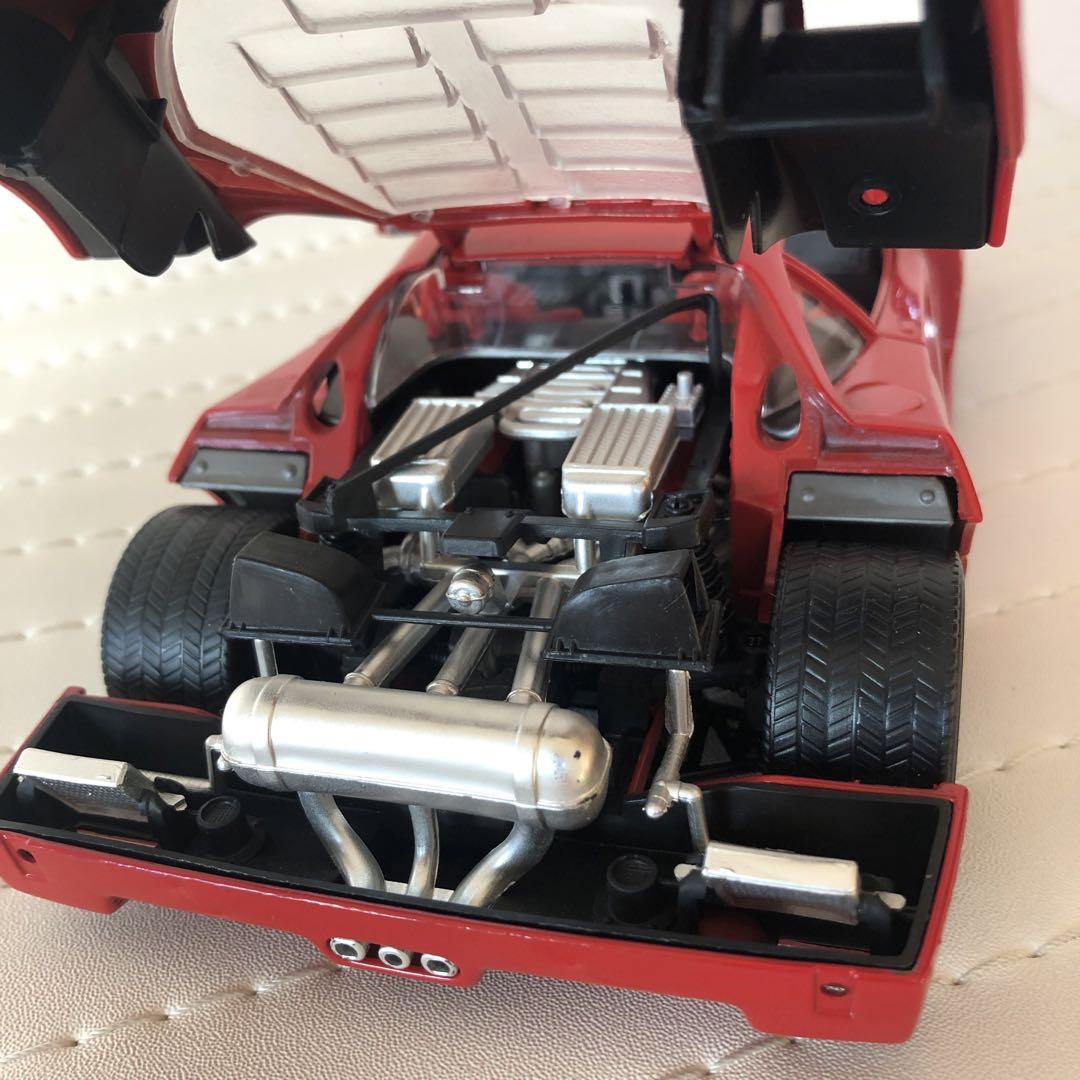 フェラーリF40  ミニカー 1/18