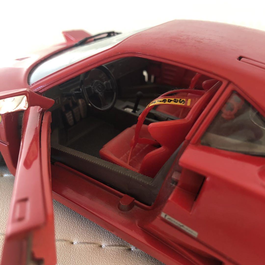 フェラーリF40  ミニカー 1/18