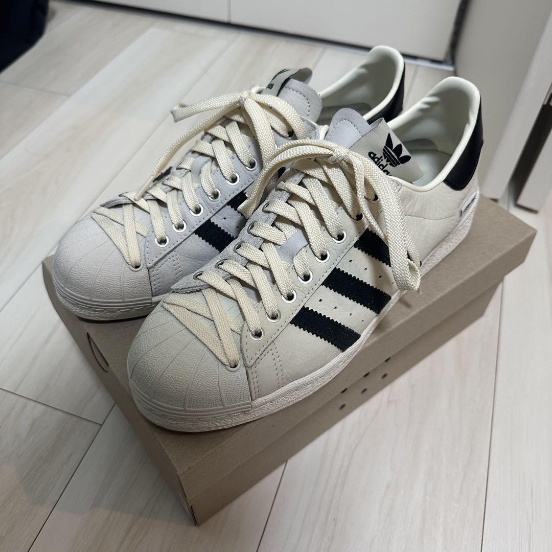 靴 Song for the mute Adidas Superstar 82