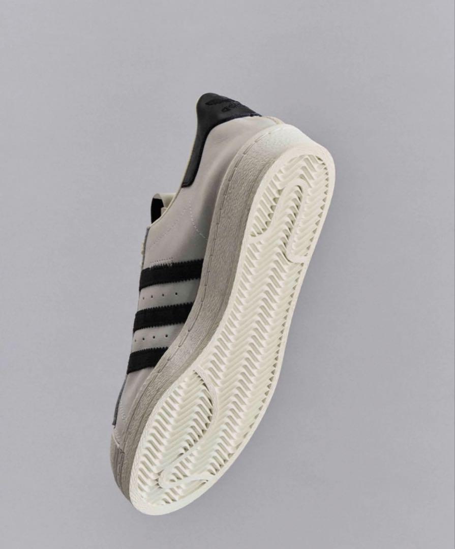 靴 Song for the mute Adidas Superstar 82