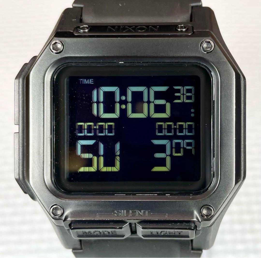 NIXON/ニクソン　レグルス　メンズ　腕時計　デジタル　ブラック　中古