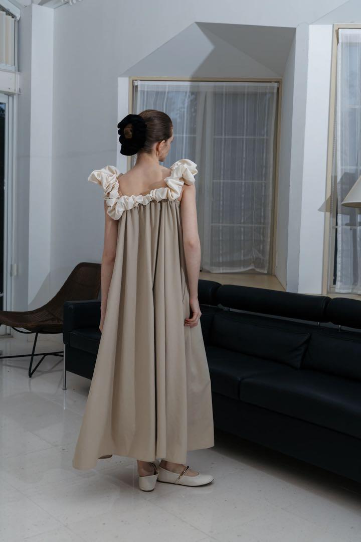 【THE TOE】Erie Frills Onepiece /beige/s