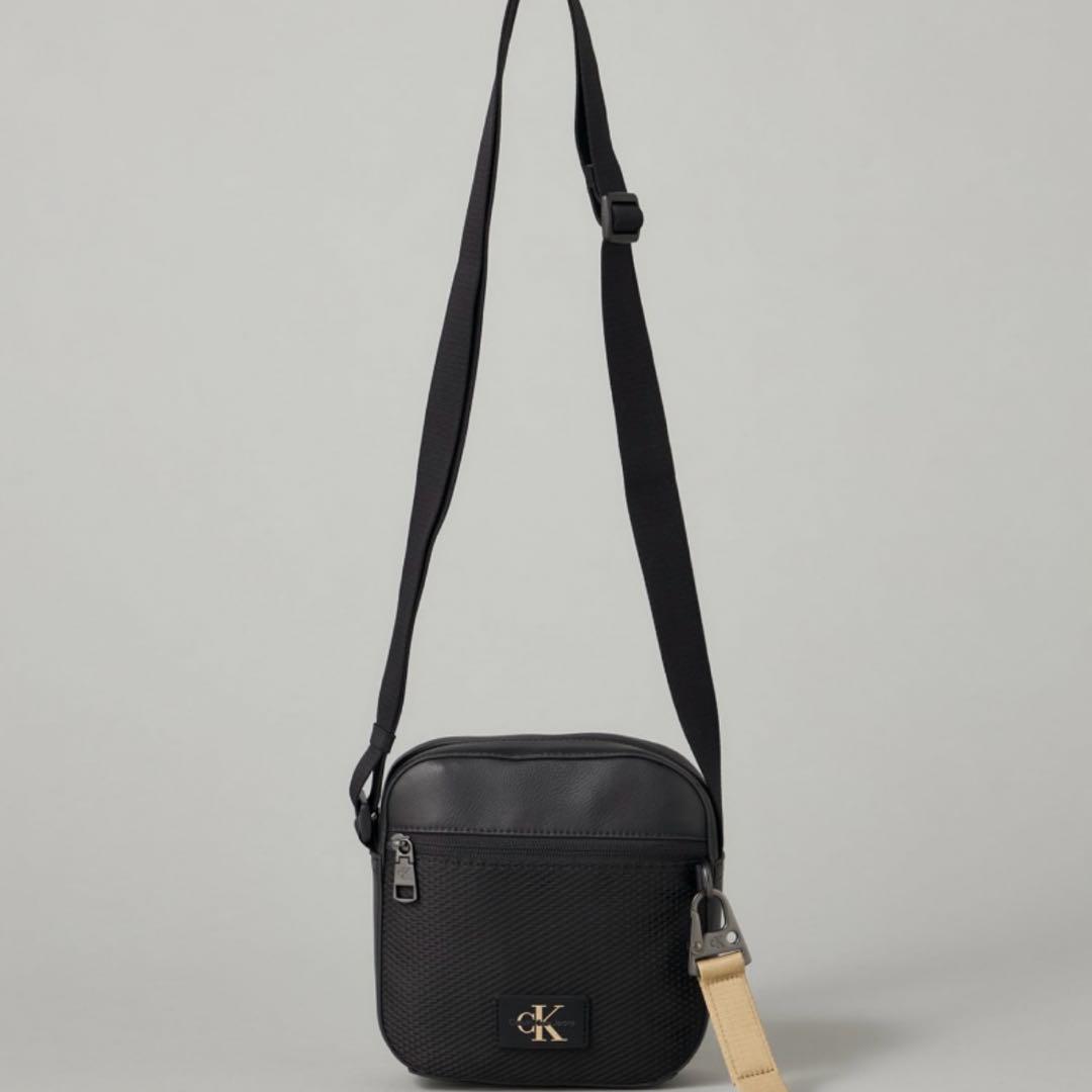 新品　カルバンクライン　ショルダーバッグ