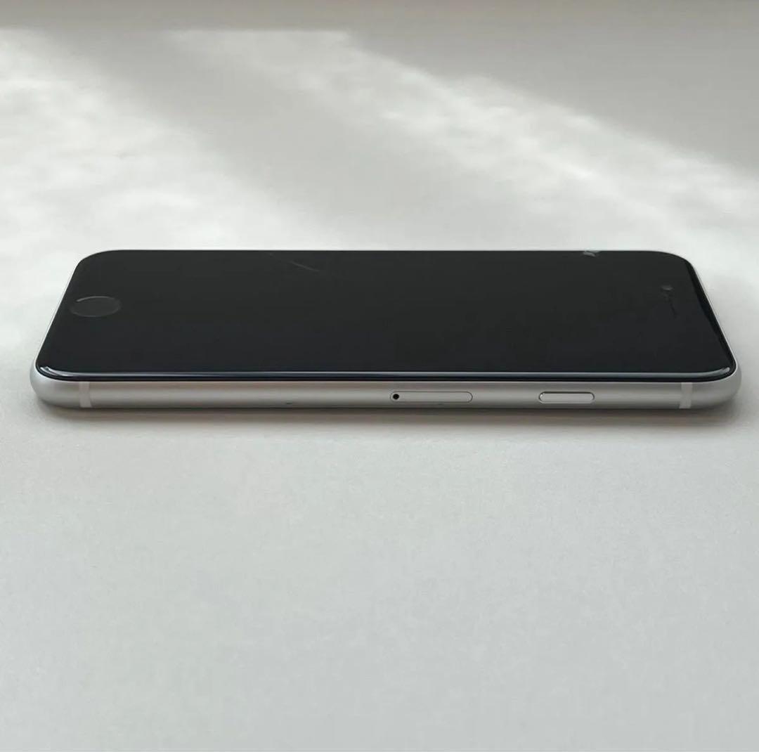 iPhone SE (第2世代) ホワイト 64GB SIMフリー