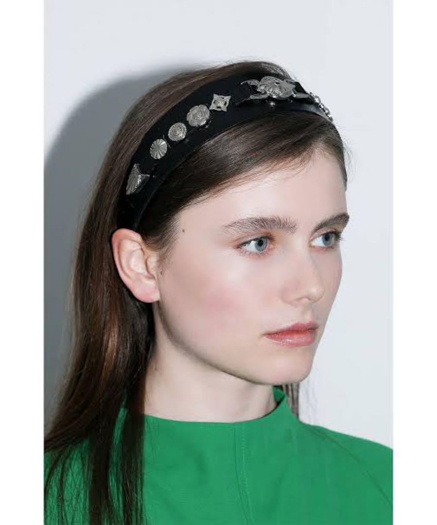 TOGA TOO LEATHER HEADBAND カチューシャ TOGA TOO LEATHER HEADBAND カチューシャ - メルカリ