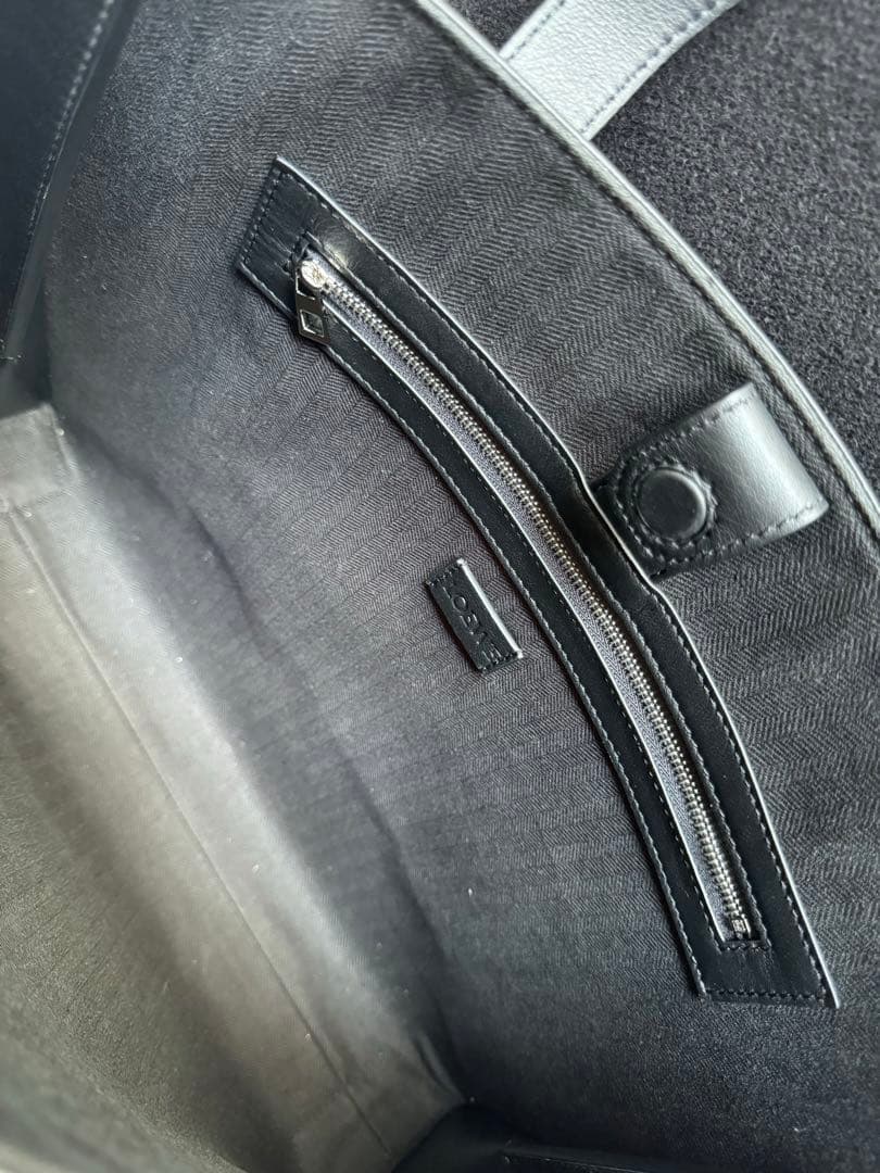 【試着のみ】LOEWEバックルホリゾンタルトート