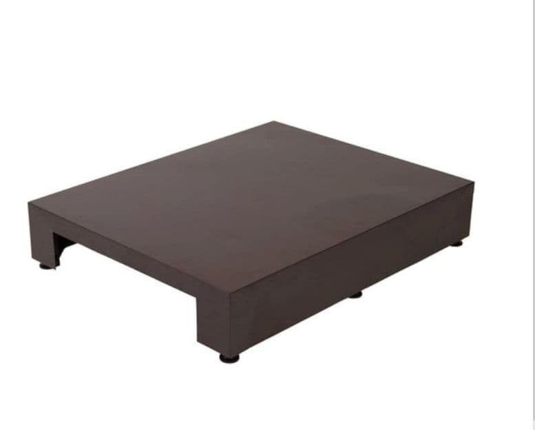 ステージ目立った傷や汚れなし