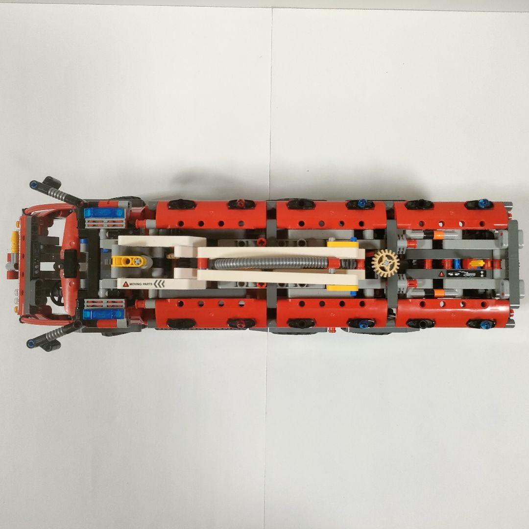 テクニック 空港用火災救助車両