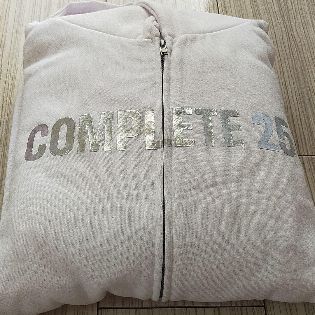浜崎あゆみ 新品未使用 ジップパーカーコンプリート25 生産終了