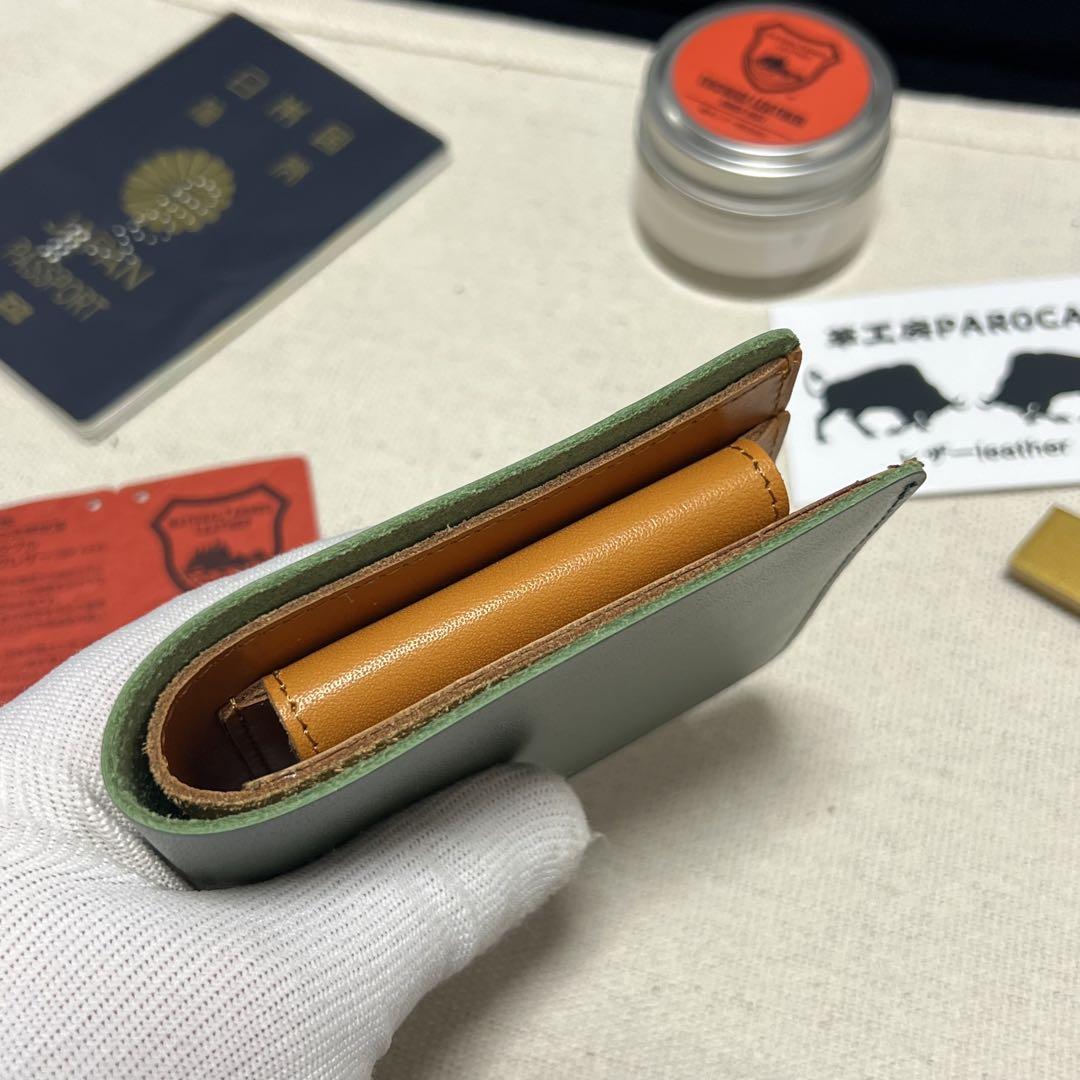 栃木レザー　フルレザー　緑　二つ折り財布 &本革 牛革　コンパクト　ミニ財布