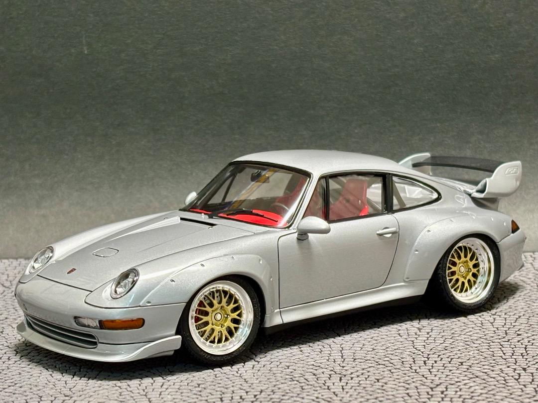 人気のクリスマスアイテムがいっぱい！ タミヤ ポルシェ911 GT2 1/24 プラモデル 完成品 - メルカリ 自動車
