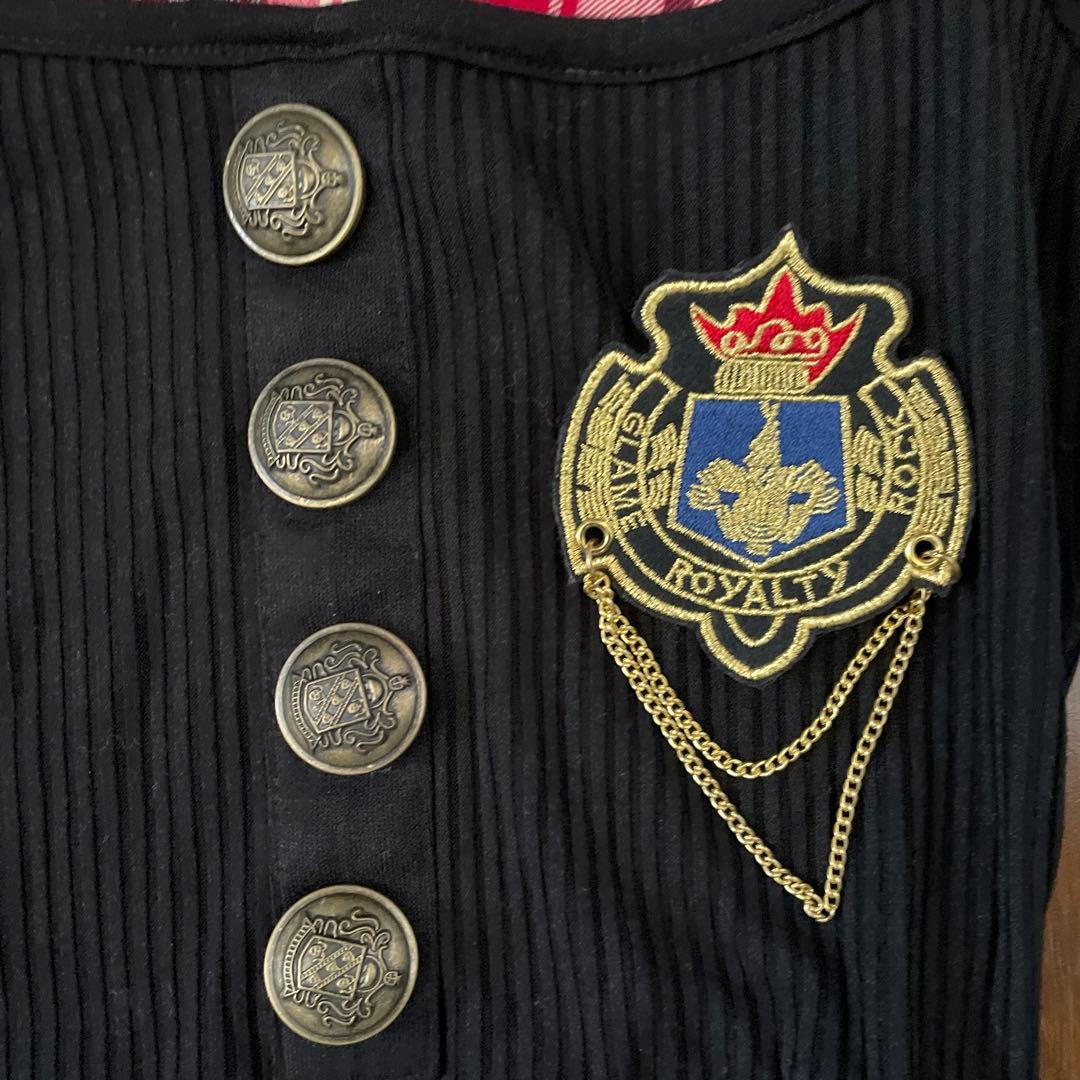 d.i.a☆オフショルダー黒トップス 赤チェックシャツ d.i.a☆オフショルダー黒トップス 赤チェックシャツ